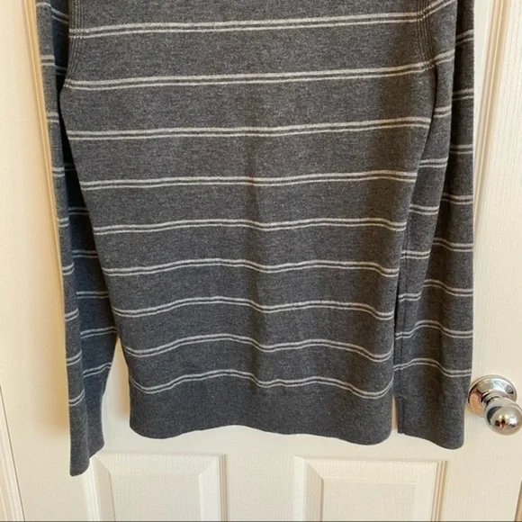 THEORY Riland Striped Wool Blend Pullover Sweater in Charcoal/Grey Size M - Picture 8 of 10